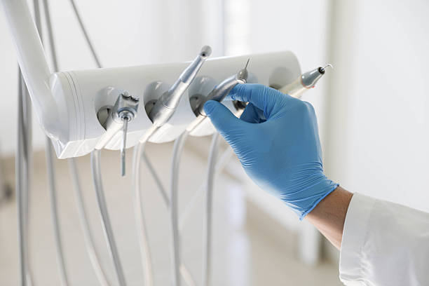Professional Emergency Dentist technician working in Lancaster, CA